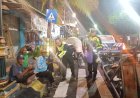 Polres-Madiun-Kota-Patroli-Sahur-Berbagi-Nasi-Kotak-untuk-Warga-di-Bulan-Ramadhan