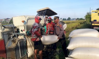 Kanit-Binmas-Polsek-Taman-Sambangi-Desa-Bohar,-Apresiasi-Warga-dalam-Mewujudkan-Swasembada-Pangan