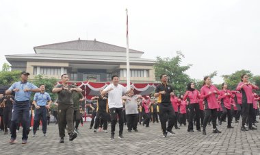 Sambut-Hari-Bhayangkara-Ke-79,-Polresta-Sidoarjo-Gelar-Olahraga-Bersama