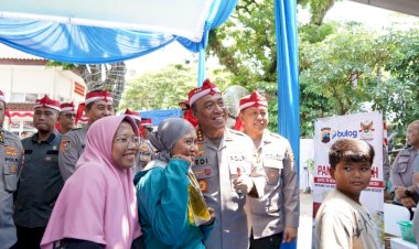 Wakapolri-Beri-Perhatian-Khusus-Kepada-Biarawati-dan-Lansia-Saat-Bakti-Sosial-di-Polsek-Genuk