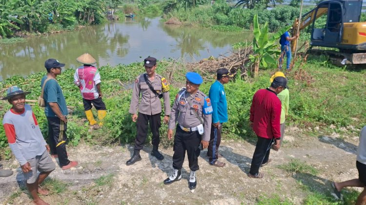 Polres Tuban Turun Tangan Atasi Pendangkalan Kali Avur Penyebab Banjir